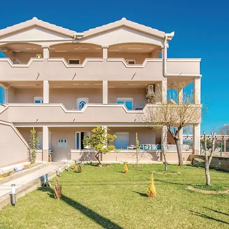 Awesome In Biograd With Kitchen *