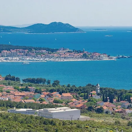 Apartman Awesome In Biograd With Kitchen *